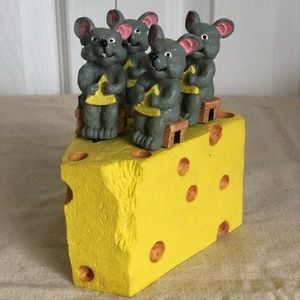 Mice in cheese block cheese speeders